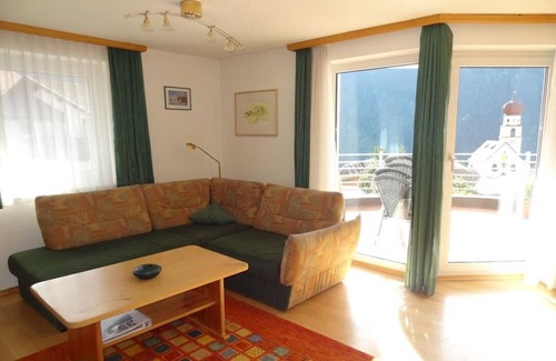 Jerzens Apartment | Pepi's vacation apartments including summer card with mountain railroads + 14 services