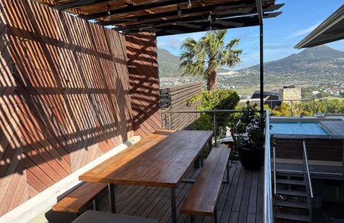 Scott Estate Villa | Pepper House Villa ,Housekeeper , heated pool , Hot tub, backup solar and water systems