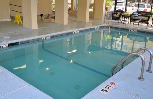 Ocean Drive Apartment | Peppertree By The Sea Resorts