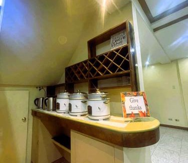 Tacloban House | Per Room Booking Host Homes Apitong 3BR Apartelle