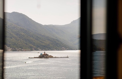 Perast House | Perast Venetian Jewel -house with breathtaking views and private parking