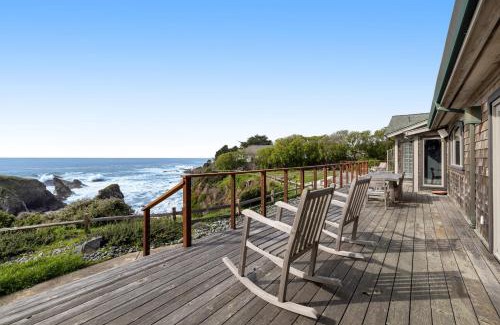 Mendocino House | Perched on the Bluff - Main Home & Studio Cottage