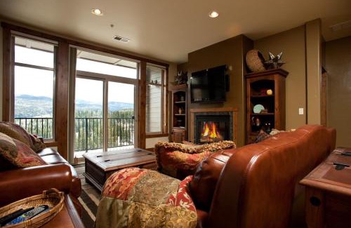 Purgatory House | Peregrine Point 104