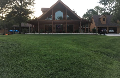 Madison County House | Perfect Aggie Game Day Place or Secluded Oasis for a getaway.