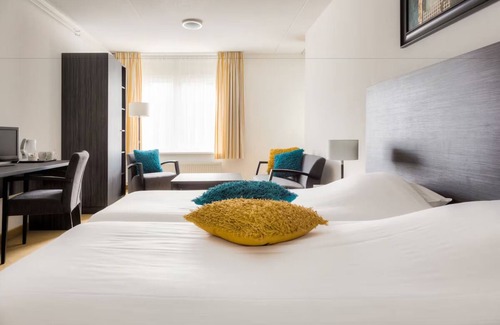 De Bult Hotel | Perfect De Bult Stay w/Sauna | Near Drents-Friese Wold & Weerribben
