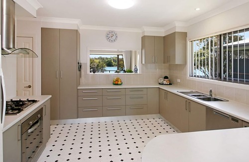 Chinderah House | Perfect Family Getaway with Uninterrupted Water Views.