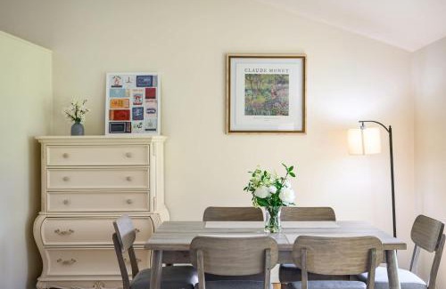 Duarte House | Perfect Family Home with Fireplace & Spacious Yard