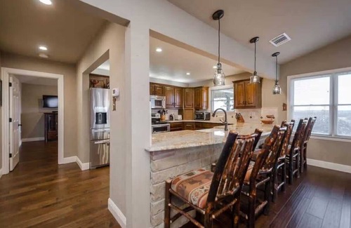 Denton Apartment | Perfect Family or multi family Getaway!