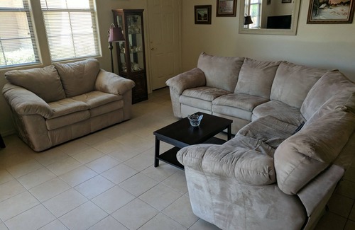 Cottonwood House | Perfect For A Couple Or A Family!