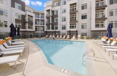 Reston Apartment | Perfect for Bleisure Travellers! Restons Hotspot nr Shops