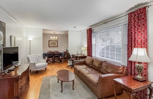 North Chesterfield House | Perfect for Extended Stays! 1 Level, Ironbridge Rd Area, Pet Friendly