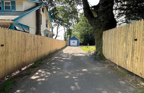 East Haven Apartment | Perfect for family/corporate, Strategic location, 2mi Yale, 2.8 mi Airport,