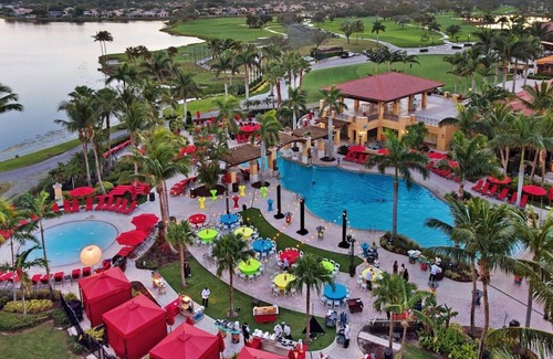 Hunt Club Resort | Perfect for Group Getaways! 3 Spacious Units, Spa Services, Golf, On-Site Dining