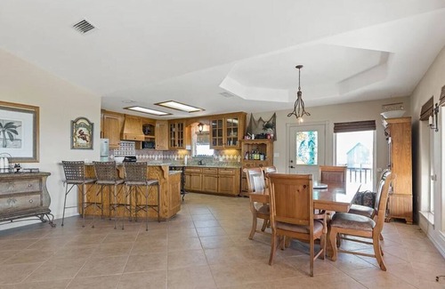 Port Mansfield House | Perfect getaway for all! Fish and hunt with all the comforts of home!