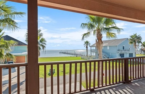 Port Mansfield House | Perfect getaway for all! Fish and hunt with all the comforts of home!