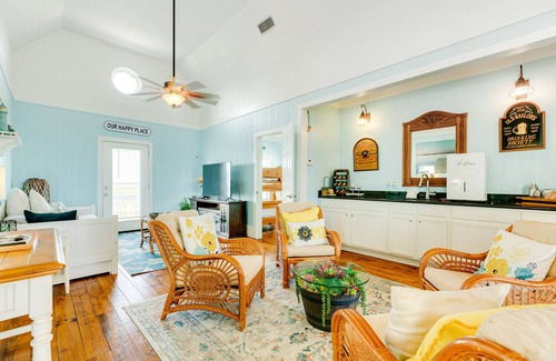 Port Bolivar House | Perfect | Gulf Views | Furnitured Deck | Sleeps 10