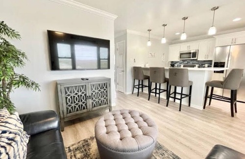 Brigantine Condo | Perfect Location 2 BR w/bay views! n1 block to beach! nWinter rentals 40% off!