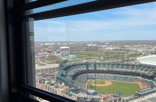 Downtown Detroit Apartment | Perfect location for all the NFL Draft action!