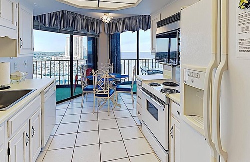 Myrtle Beach Condo | Perfect Oceanfront Condo Pool Private Balcony