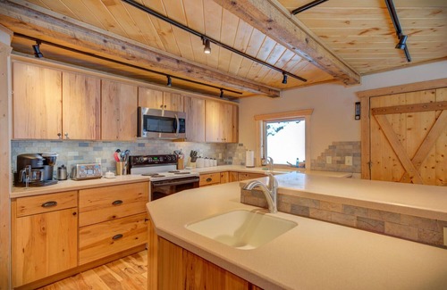 Pagosa Springs Cabin | Perfect Pagosa Mountain Cabin - private trail - details @ Pagosacabinrental.com