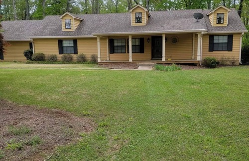 Conyers House | Perfect place to be.