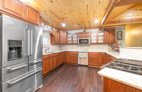 Gatlinburg - Pigeon Forge Cabin | Perfect Place