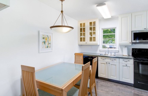 Rehoboth Beach Apartment | Perfect Rehoboth Beach Get-Away! Updated 2 bedroom apartment- nightly rates!