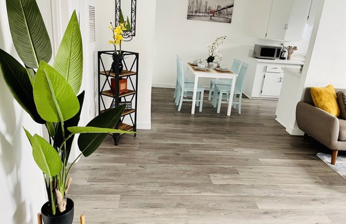 Castle Heights Apartment | Perfect spacious 1bd/1ba in Culver City/Palm UCLA