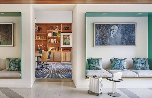 Downtown House | Perfect Spot for Unwinding! 3 Convenient Units, Ocean View, Near Venice Beach
