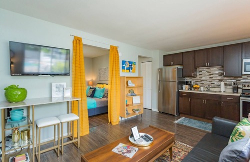 Melrose Condo | Perfect Studio Near Geodis Park, Mins from Broadway, with pool!