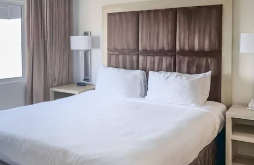 Capistrano Beach Resort | Perfect Vacation! 4 Modern Units, Steps from the Beach, Pool