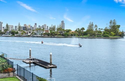 Surfers Paradise House | Perfect Waterfront Escape in Surfers Paradise