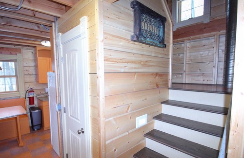 Fennville Cottage | Perfect weekend getaway! Cottage #1 at DollyBrook minutes from Saugatuck.