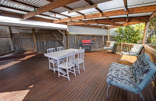Lakes Entrance House | Perfectly equipped for your next family getaway