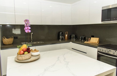 Nosara Apartment | Perfectly located in Playa Guiones. Walk to the beach, shops, restaurants & yoga