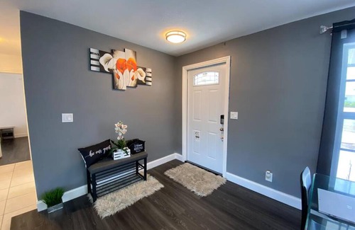 Palm Beach - West Palm Beach House | Perfectly Relaxing Queen Suite/Freestanding Tub,