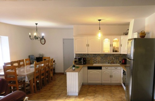 Saint-Amand-de-Coly Cottage | Perigordian house with indoor heated pool 28°.