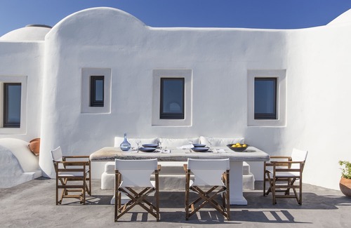 Oia Hotel | Perivolas
