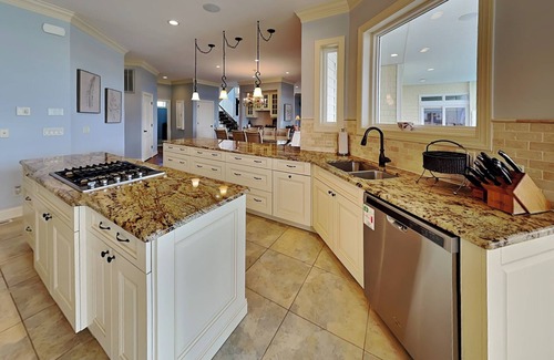 North Topsail Beach House | Permuda Private Island | Luxurious Beach Retreat!
