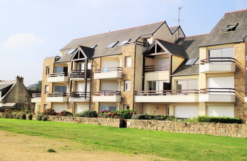 Perros-Guirec Apartment | PERROS-GUIREC, T2, PANORAMIC SEA VIEW OF THE STAY, THE BEDROOM AND THE TERRACE