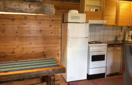 Kuusamo Ski Chalet | Petäjälammen Turistimajat
