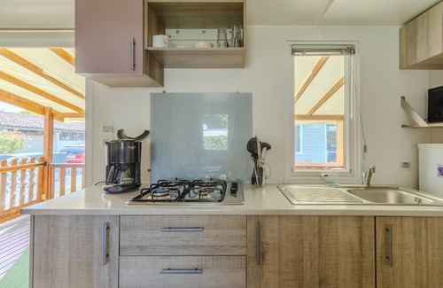 Saint-Georges-de-Didonne House | Pet friendly (sta)caravan