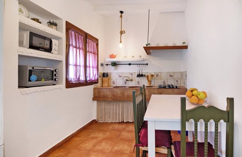 Arcos de la Frontera House | Pet-Friendly Finca El Campo with Air Conditioning, Terrace & Garden