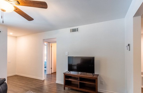 Cibolo House | Pet-friendly 3-bed, 1-bath vacation home in Cibolo. Walk to HEB, dining and bars