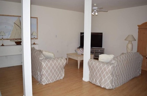 Townsend's Inlet Condo | Pet Friendly 5 Bedroom Home in Sea Isle City