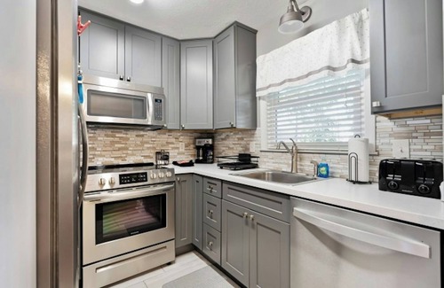Myrtle Beach Condo | Pet Friendly! -76th Ave Townhome B- 2BR/1.5BA