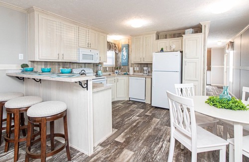 Navarre Cottage | Pet friendly, affordable vacation rentals