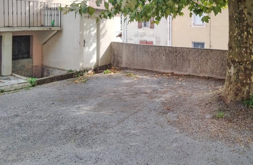 La Grand'Combe Apartment | Pet friendly apartment in La Grand-Combe with WiFi