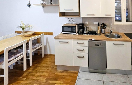 Pirovac Apartment | Pet friendly apartment in Pirovac