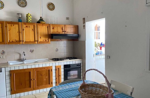 Porto Palo Apartment | Pet-Friendly Apartment 'Terrazza sul Mare' with Sea View and Garden